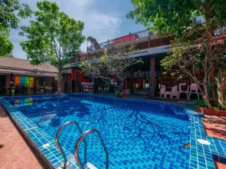 For sale 70 bed hotel in Jomtien, Pattaya