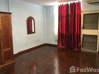 For sale 4 Beds house in Khlong Toei, Bangkok