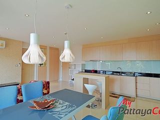 For sale 2 bed condo in South Pattaya, Pattaya