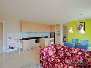 For sale 2 bed condo in South Pattaya, Pattaya