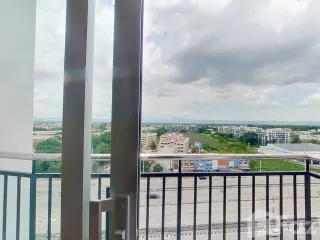 For sale 2 bed condo in Mueang Chiang Mai, Chiang Mai