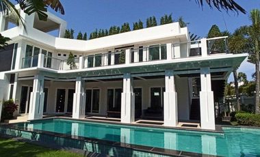 For sale 4 Beds house in Jomtien, Pattaya