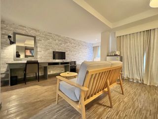 For sale 76 bed hotel in Si Racha, Chonburi