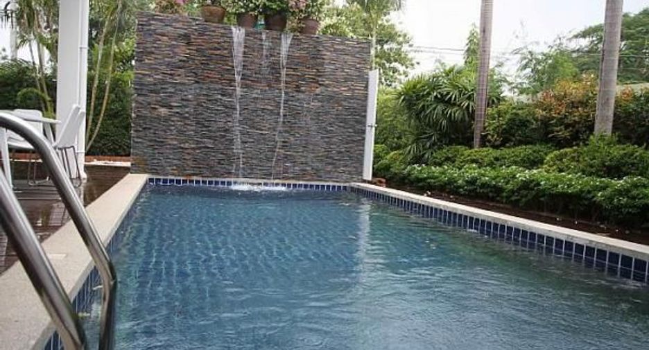 For sale 5 bed house in Sattahip, Chonburi