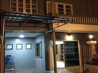 For sale 3 bed townhouse in East Pattaya, Pattaya