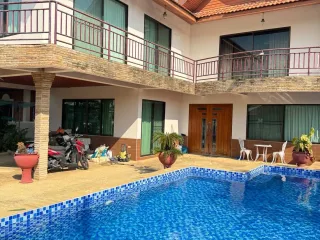 For sale 5 bed condo in Bang Lamung, Chonburi