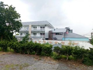 For sale 17 bed hotel in Sattahip, Chonburi