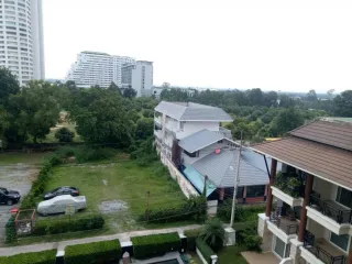 For sale 17 bed hotel in Sattahip, Chonburi