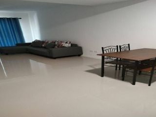 For sale 3 bed townhouse in East Pattaya, Pattaya