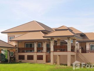 For sale 6 bed villa in Doi Saket, Chiang Mai