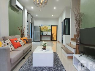 For sale 4 bed villa in Saraphi, Chiang Mai