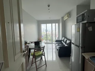 For sale studio condo in Ratchathewi, Bangkok