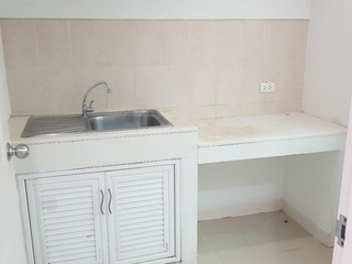 For sale 4 bed townhouse in Lat Phrao, Bangkok