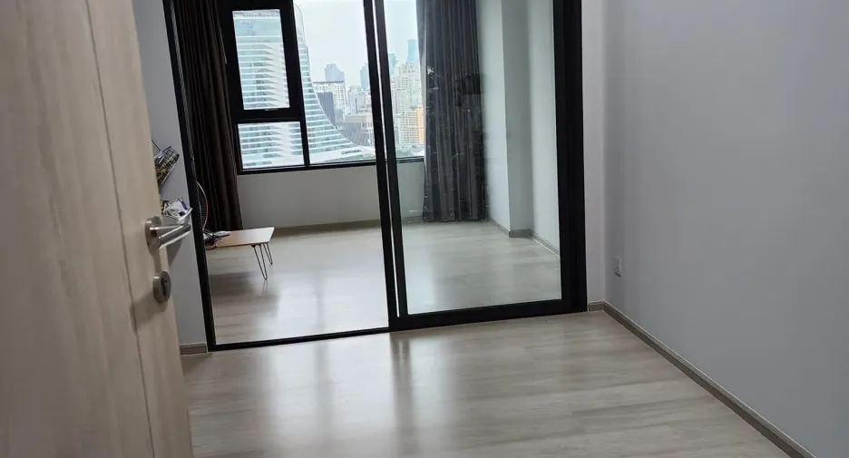 For sale 1 bed condo in Pathum Wan, Bangkok