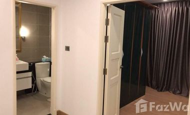 For sale 2 bed condo in Huai Khwang, Bangkok