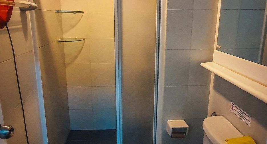 For rent 2 bed condo in Khlong Toei, Bangkok