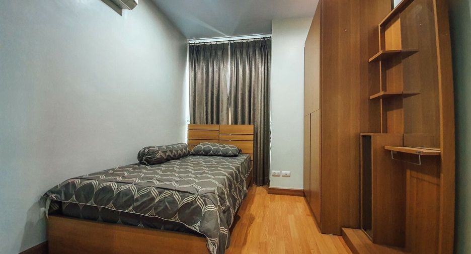 For rent 2 bed condo in Khlong Toei, Bangkok
