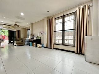 For sale 4 Beds house in Min Buri, Bangkok