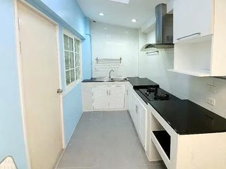 For sale 4 bed townhouse in Prawet, Bangkok