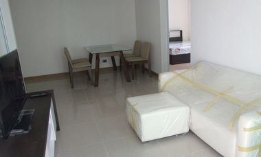 For rent 2 bed condo in Huai Khwang, Bangkok