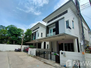 For sale 3 Beds house in Bang Khun Thian, Bangkok