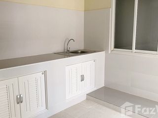 For rent 3 Beds townhouse in Lat Phrao, Bangkok