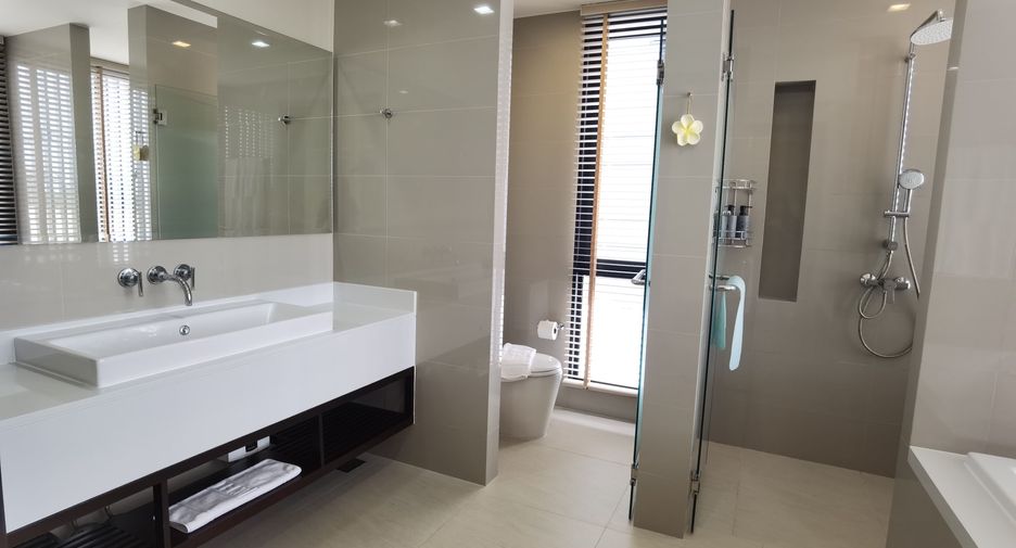 For sale 5 bed house in Thalang, Phuket