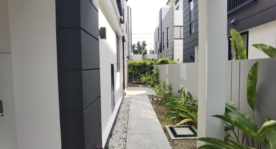 For sale 5 bed house in Thalang, Phuket