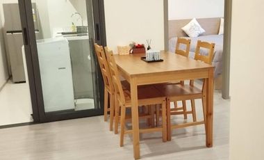 For rent 2 bed condo in Huai Khwang, Bangkok