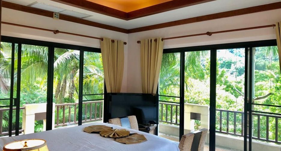 For rent 3 bed villa in Mueang Phuket, Phuket