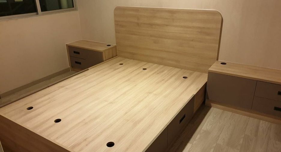 For sale 2 Beds condo in Lat Phrao, Bangkok