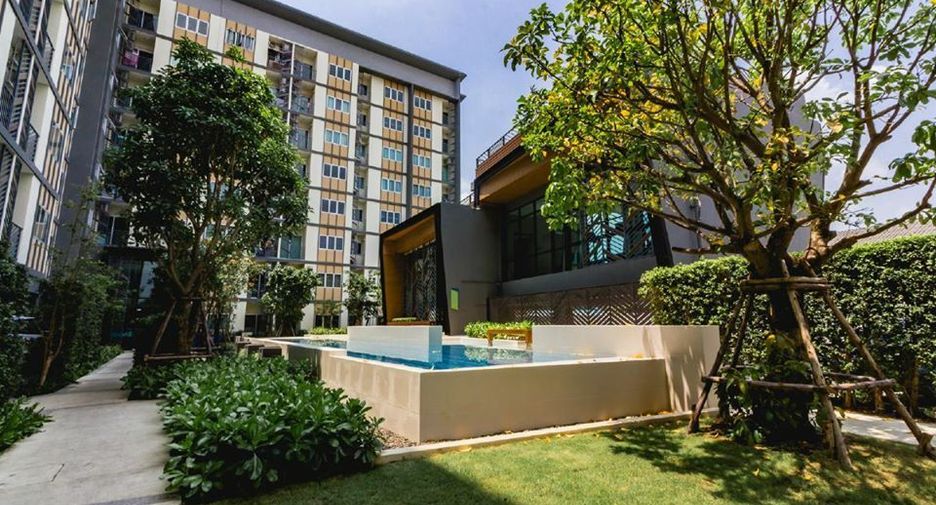 For sale 2 Beds condo in Lat Phrao, Bangkok