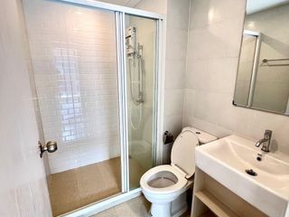 For rent 1 bed condo in Wang Thonglang, Bangkok