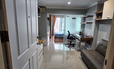 For rent 1 bed condo in Huai Khwang, Bangkok