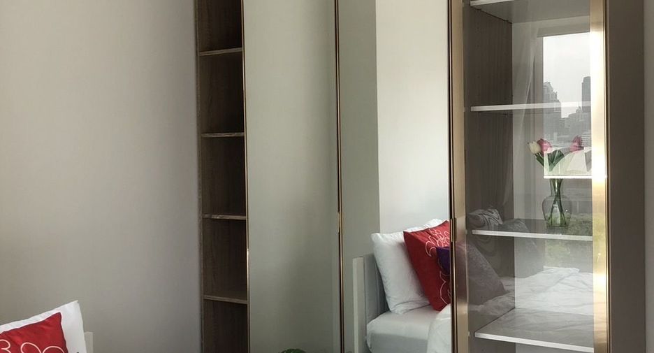 For rent 1 bed condo in Huai Khwang, Bangkok