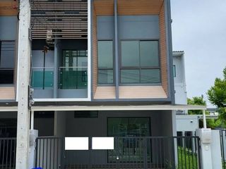 For sale 3 bed townhouse in Bueng Kum, Bangkok