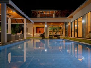 For sale 4 bed villa in Mueang Phuket, Phuket