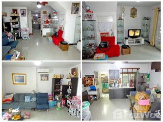 For sale 3 bed townhouse in Lat Phrao, Bangkok