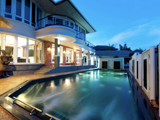 For sale 5 Beds villa in Mueang Phuket, Phuket