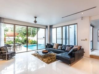 For sale 4 bed townhouse in Mueang Phuket, Phuket