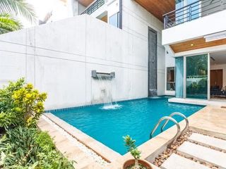 For sale 4 bed townhouse in Mueang Phuket, Phuket