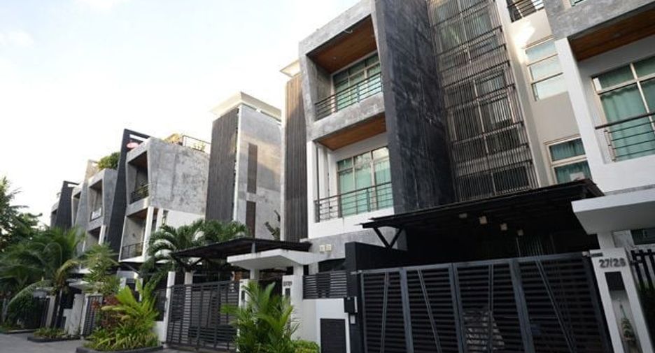 For sale 3 bed villa in Mueang Phuket, Phuket