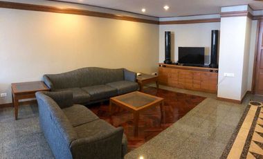 For rent 2 bed condo in Watthana, Bangkok