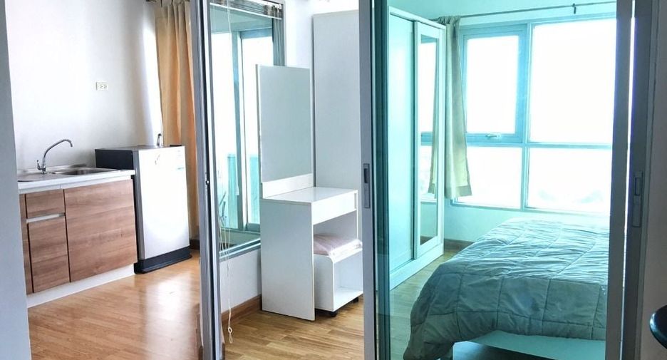For sale 1 bed condo in Khlong Toei, Bangkok