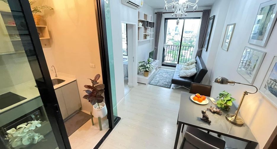 For rent 1 bed condo in Watthana, Bangkok