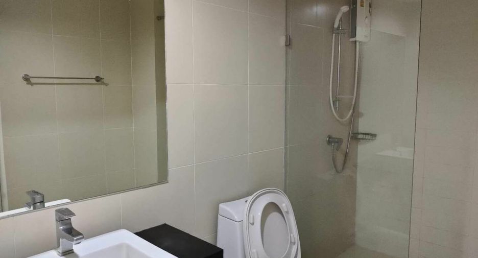 For rent 1 bed condo in Huai Khwang, Bangkok