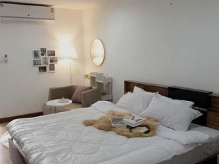 For sale studio condo in Huai Khwang, Bangkok