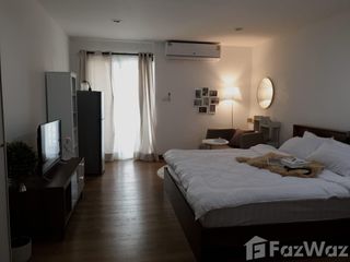 For sale studio condo in Huai Khwang, Bangkok