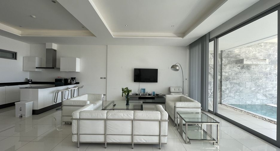 For rent 3 Beds condo in Mueang Phuket, Phuket