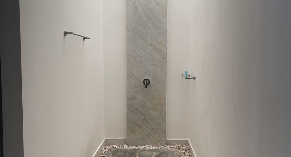 For rent 3 bed condo in Mueang Phuket, Phuket